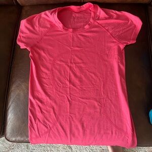 Lululemon swiftly tee